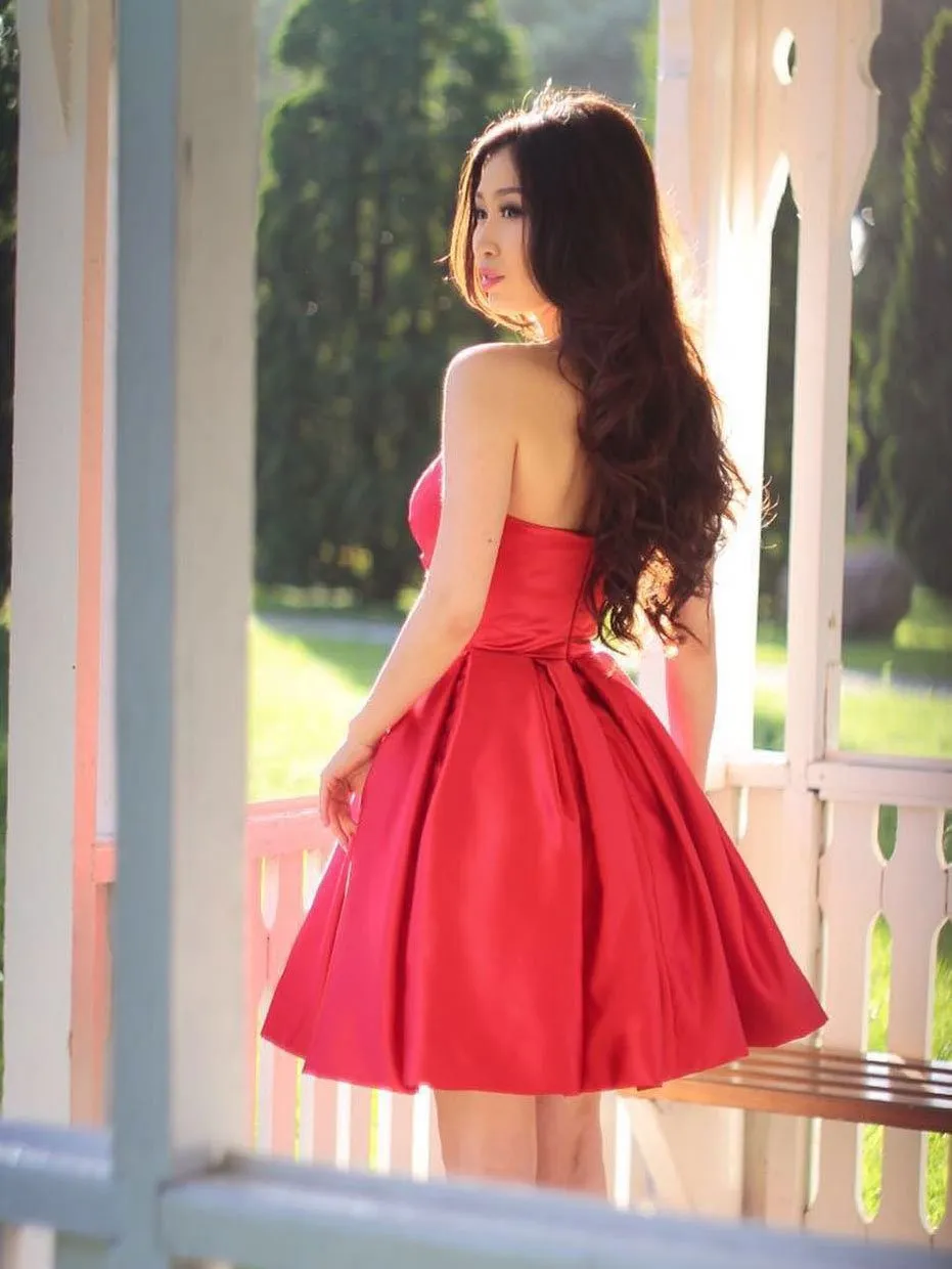 A-line Sweetheart Mini Satin Short Simple Red Cocktail Dresses APD2698