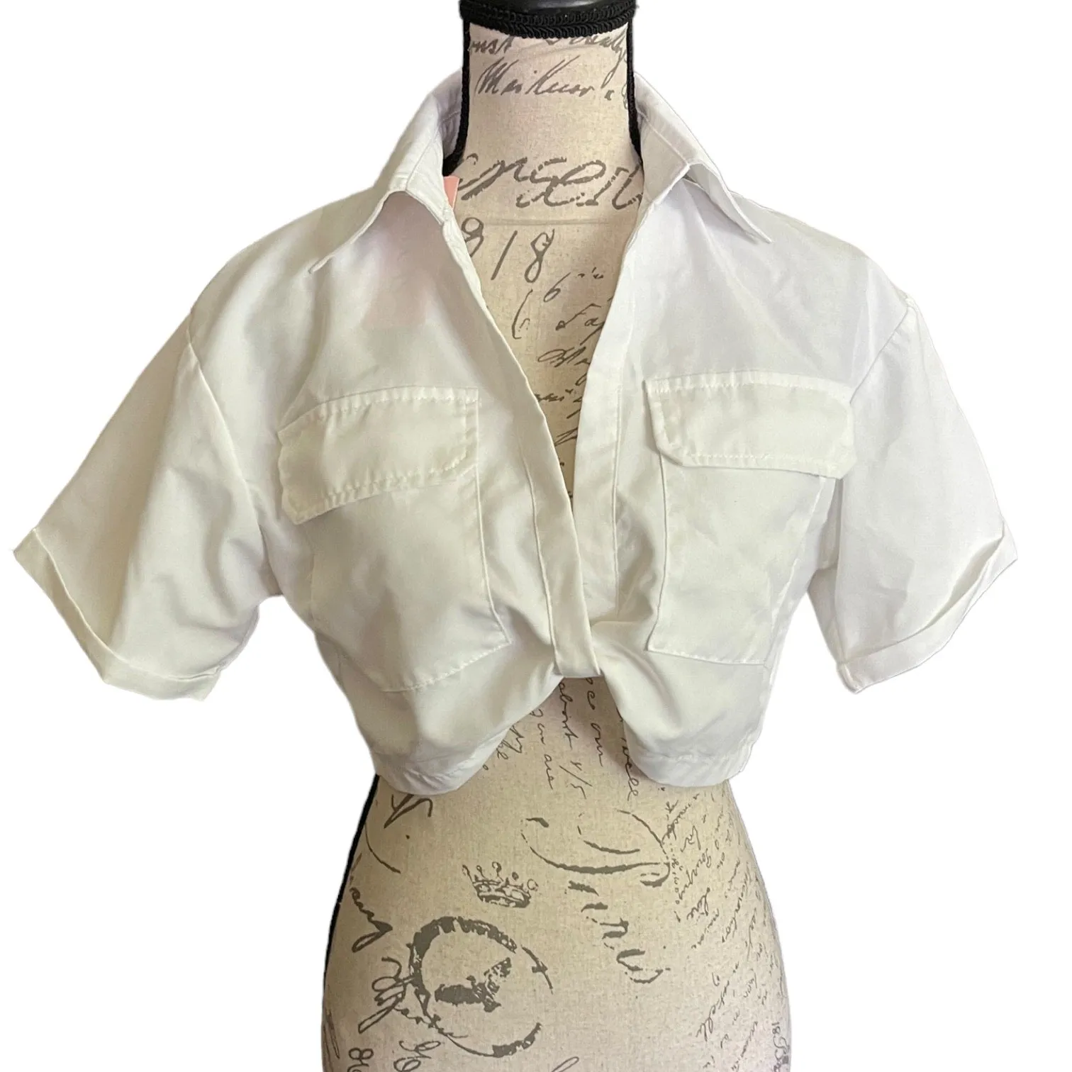 Cider White Short Sleeve Cropped Shirt Size Small