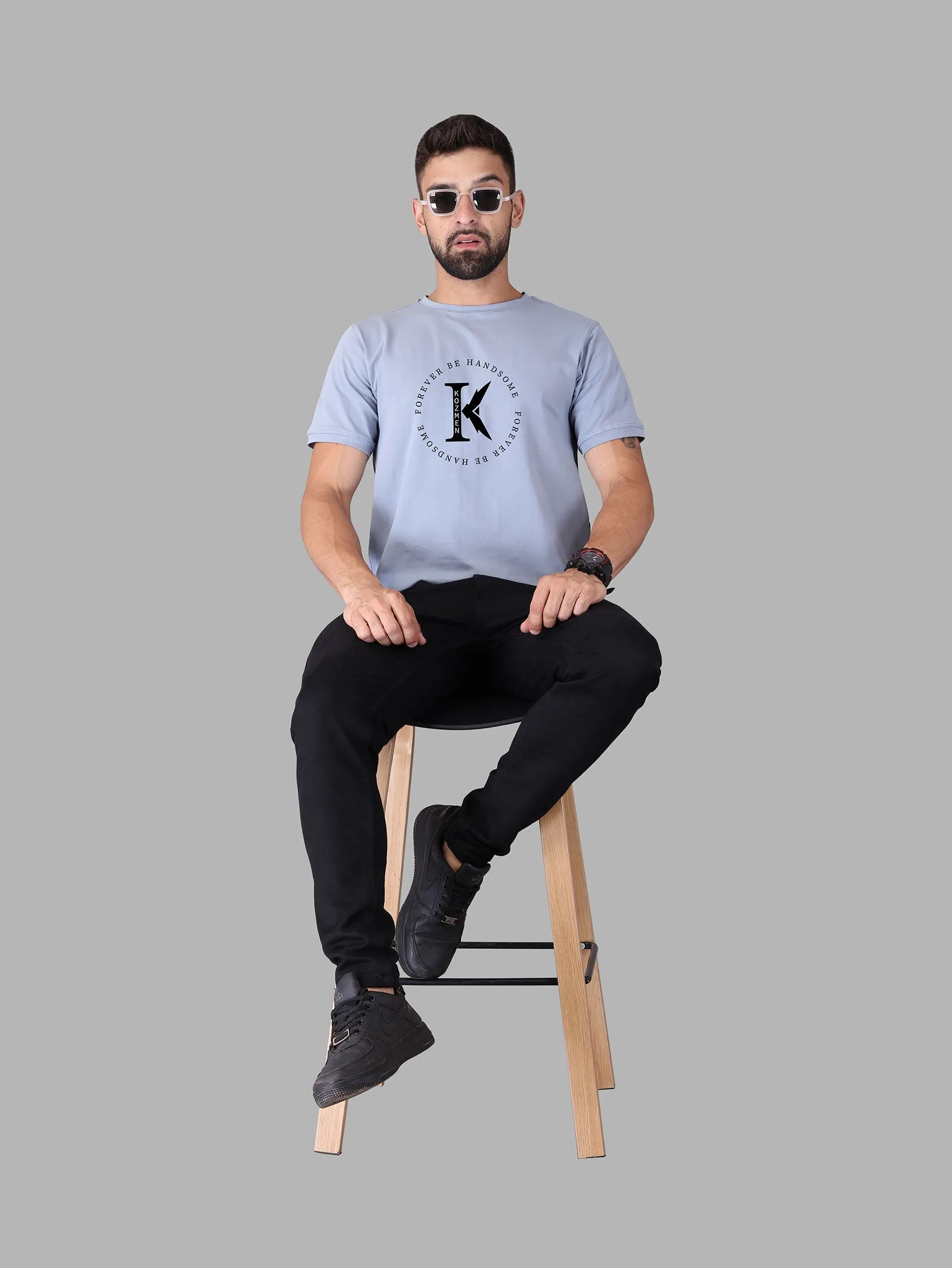 K Round Forever Be Handsome Crew Neck T-Shirt